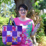shirt mit tiger-muster und patchwork tasche